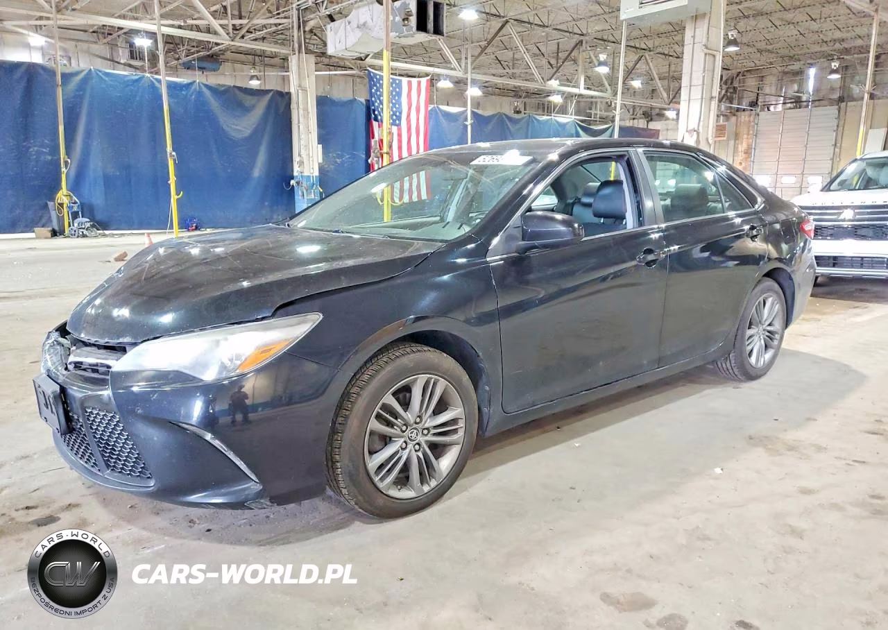 2015 Toyota Camry Se – zdjęcie 1 z 12