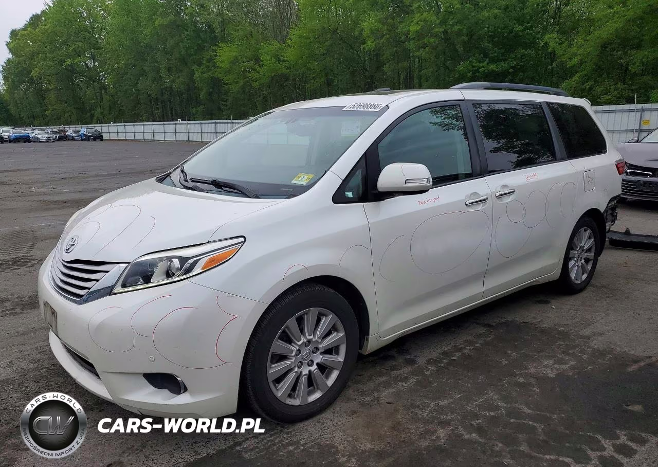 2015 Toyota Sienna Limited Premium 7-Passenger