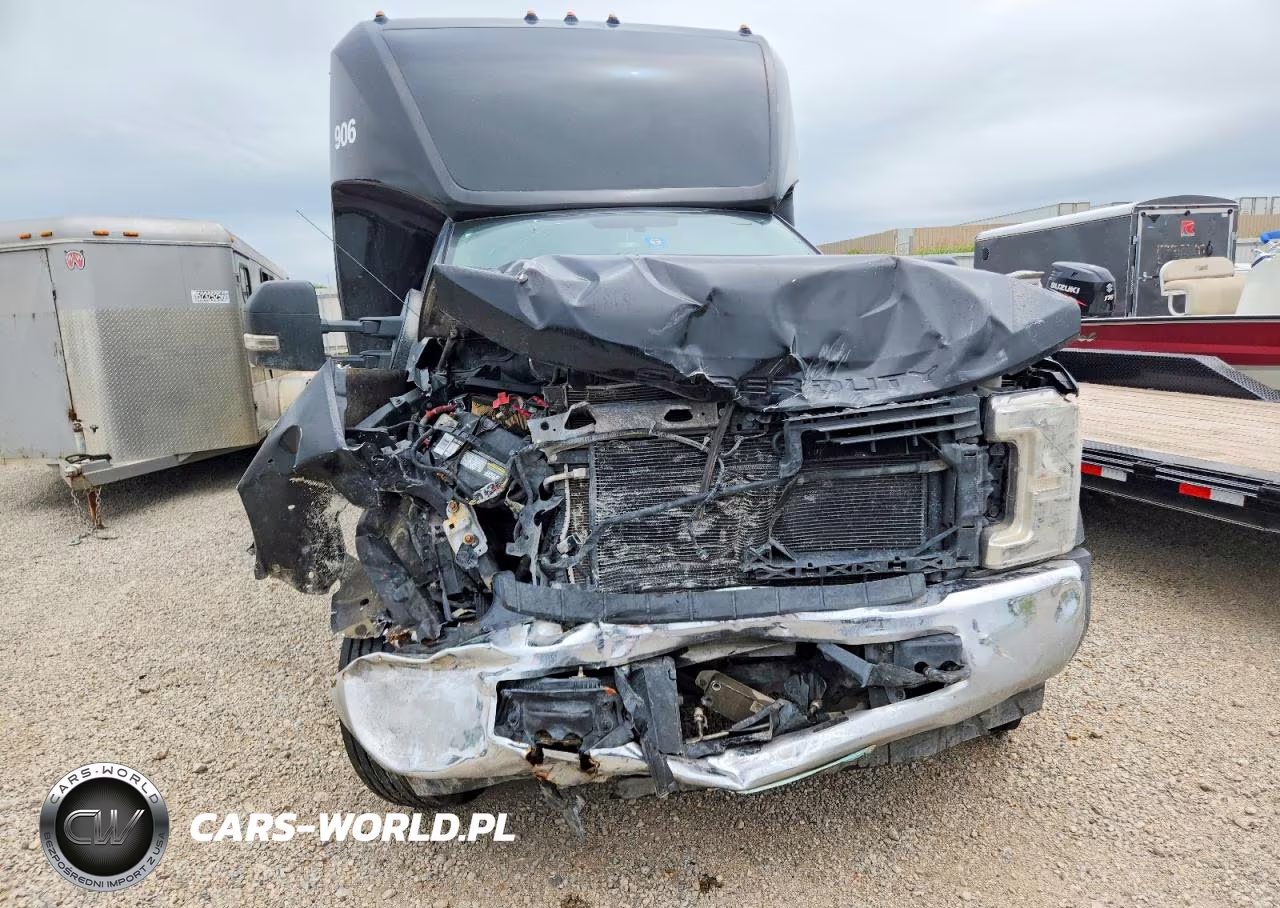 2019 Ford F550 Super Duty VIN:1FDAF5GT0KEC17985 - 9