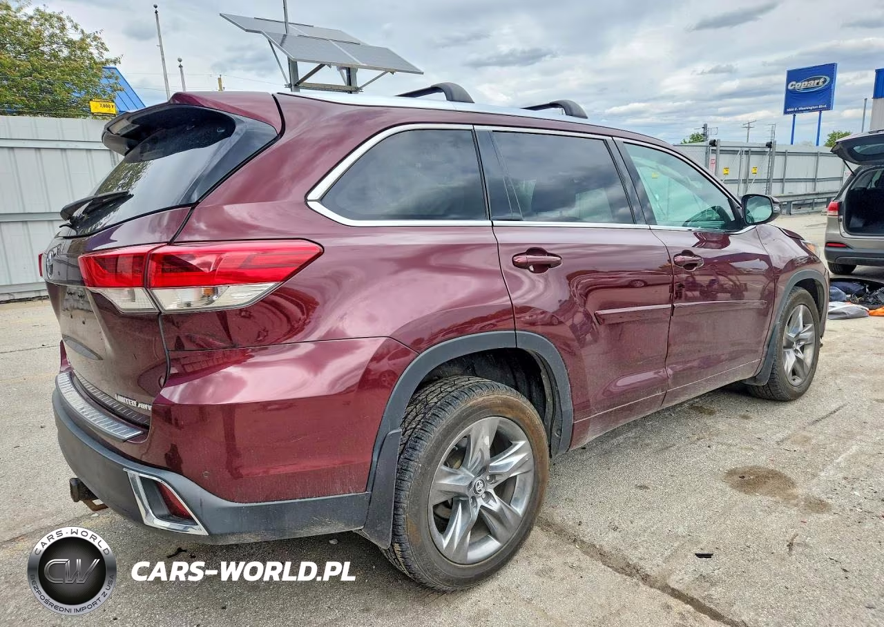 2018 Toyota Highlander Limited Platinum VIN:5TDDZRFH3JS806535 - 3