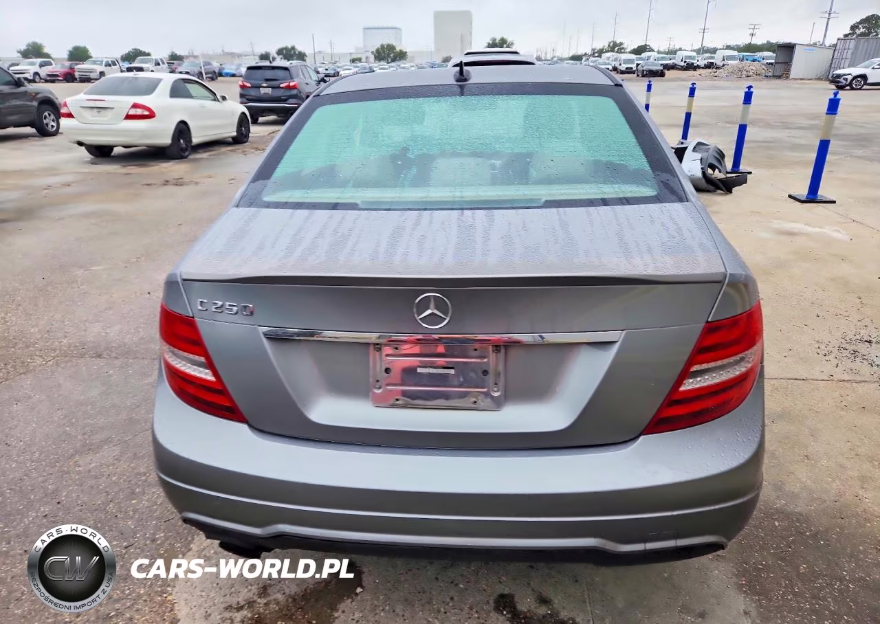 2014 Mercedes-Benz C 250 VIN:WDDGF4HB1EA953026 - 6