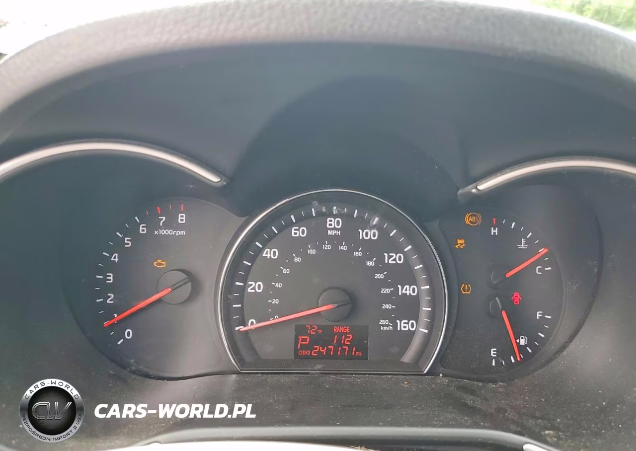 2015 Kia Sorento Lx VIN:5XYKT4A61FG593557 - 9