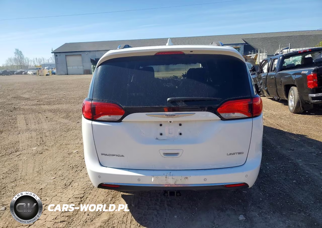 2017 Chrysler Pacifica Limited VIN:2C4RC1GG4HR811938 - 6