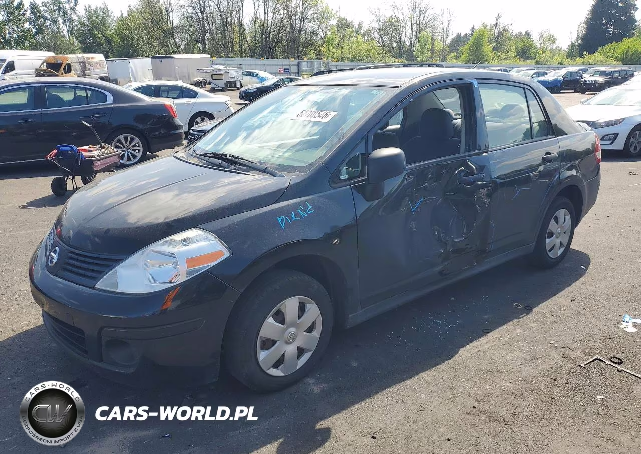 2011 Nissan Versa 1.6 Base