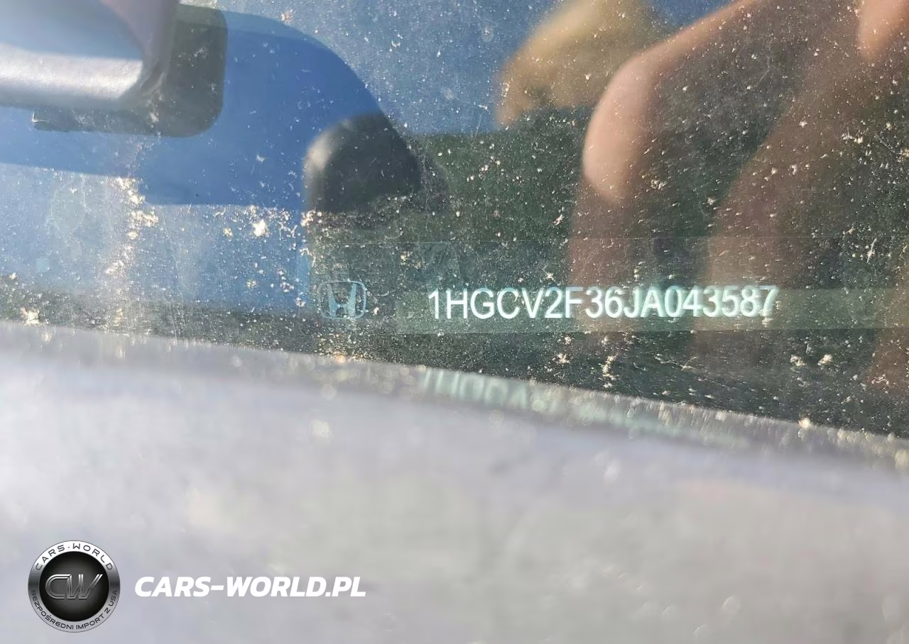 2018 Honda Accord Sport VIN:1HGCV2F36JA043587 - 12