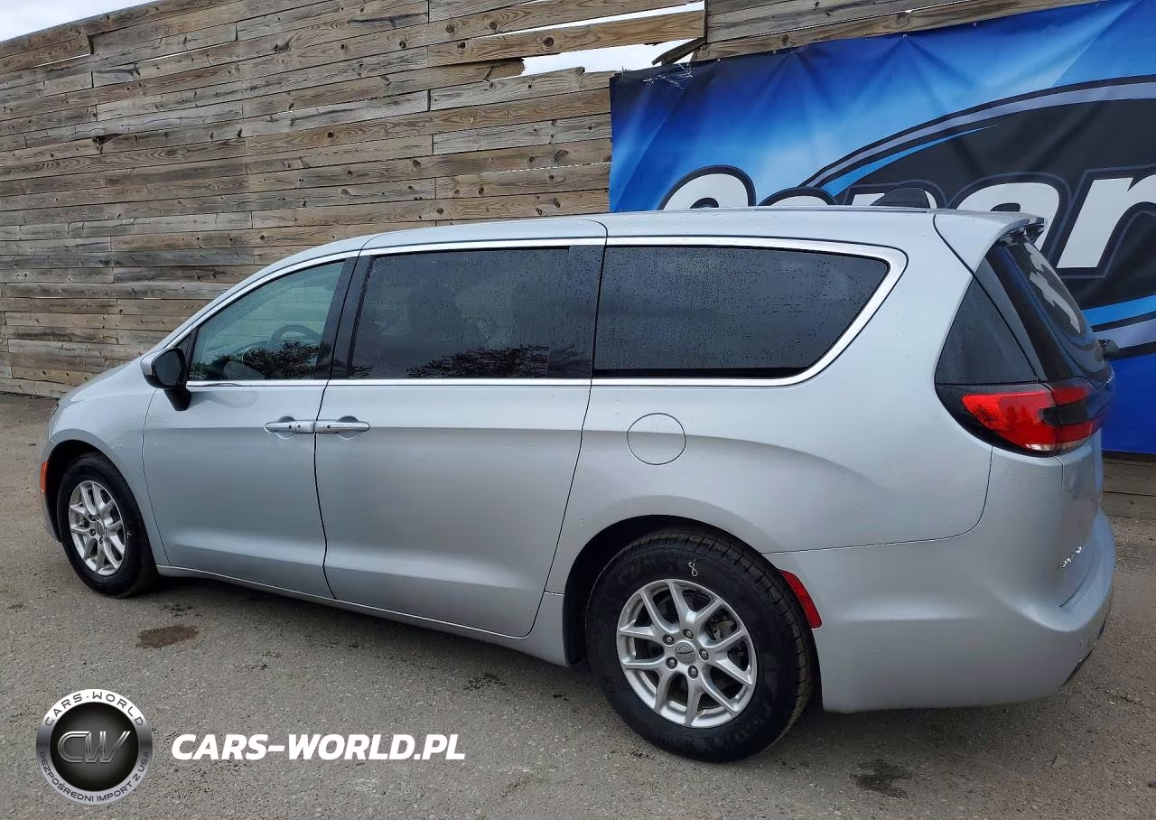 2023 Chrysler Pacifica VIN:2C4RC1BG4PR594574 - 2