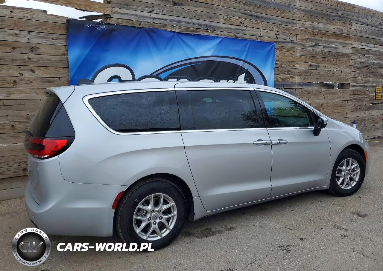 2023 Chrysler Pacifica VIN:2C4RC1BG4PR594574 - 3