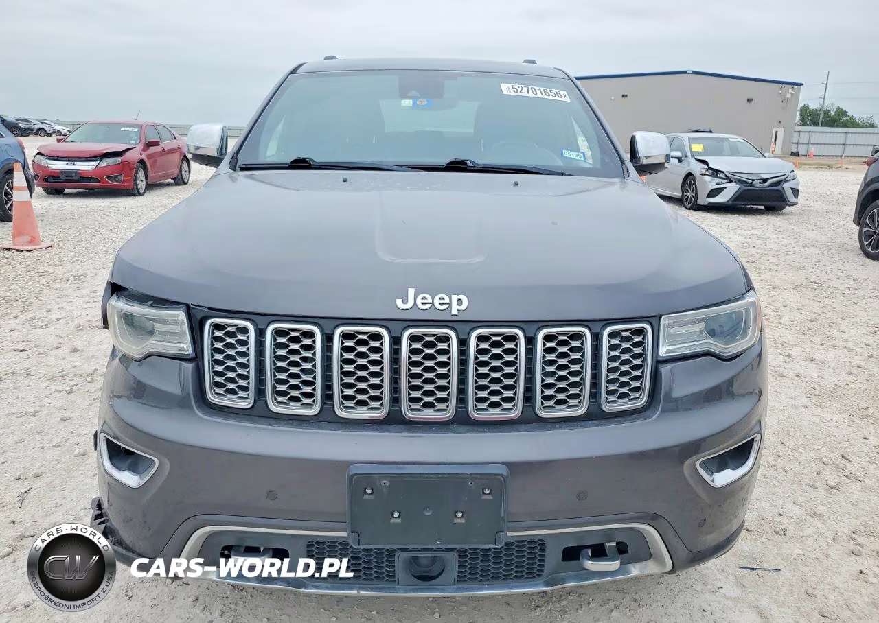 2018 Jeep Grand Cherokee Overland VIN:1C4RJECG6JC109346 - 5