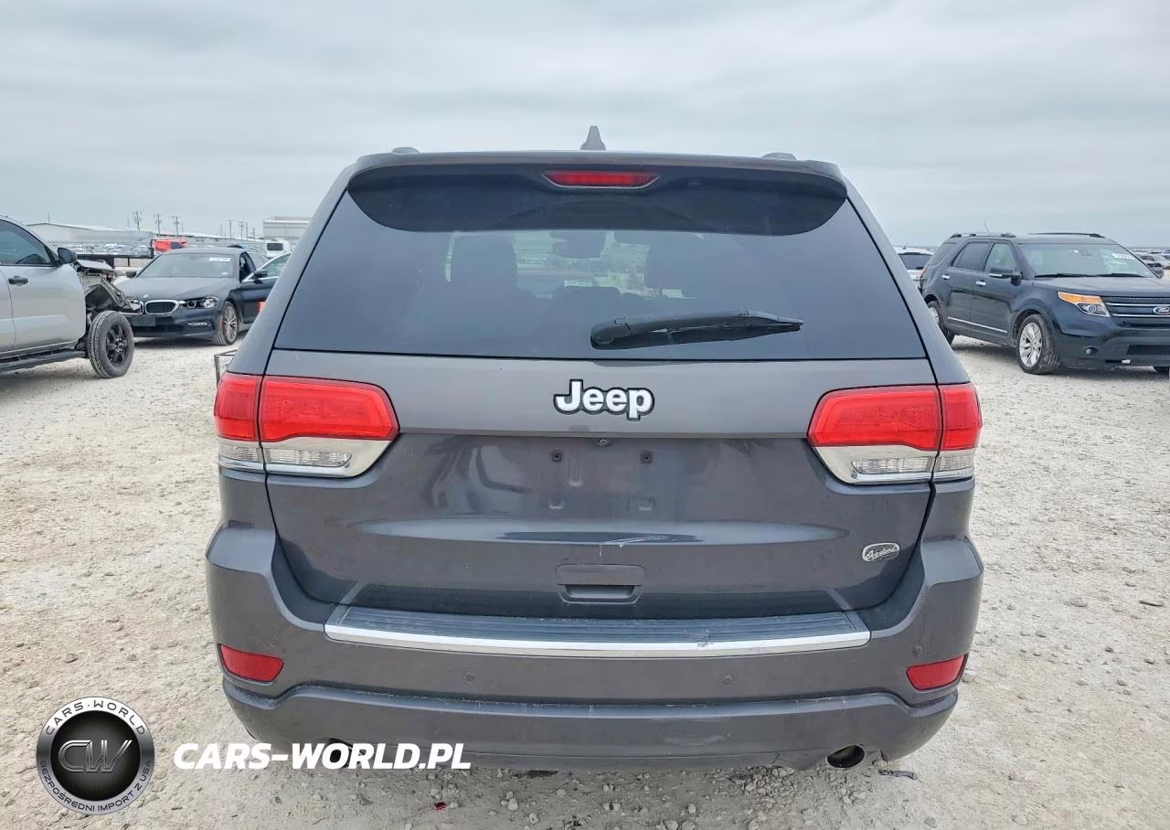 2018 Jeep Grand Cherokee Overland VIN:1C4RJECG6JC109346 - 6