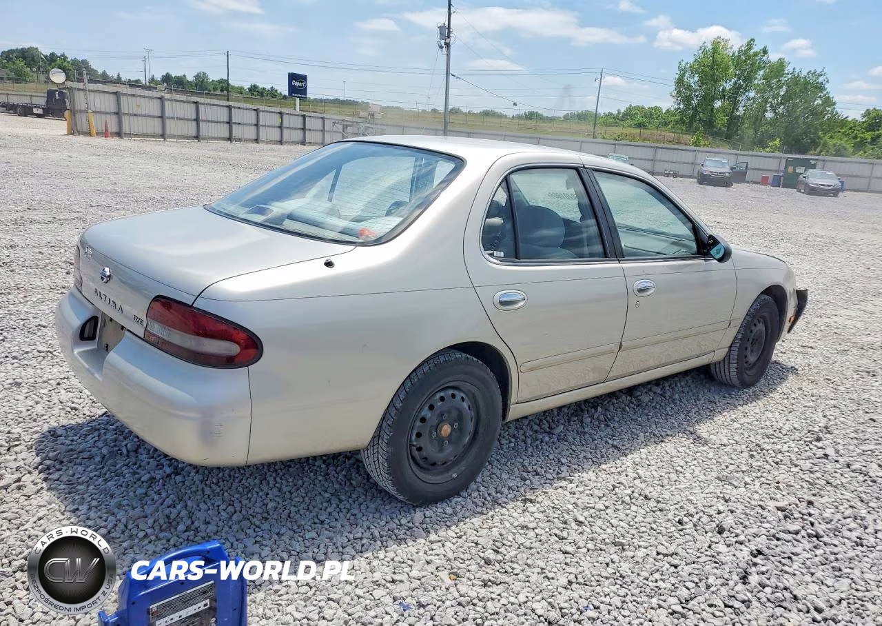 1997 Nissan Altima Xe VIN:1N4BU31D4VC276323 - 3
