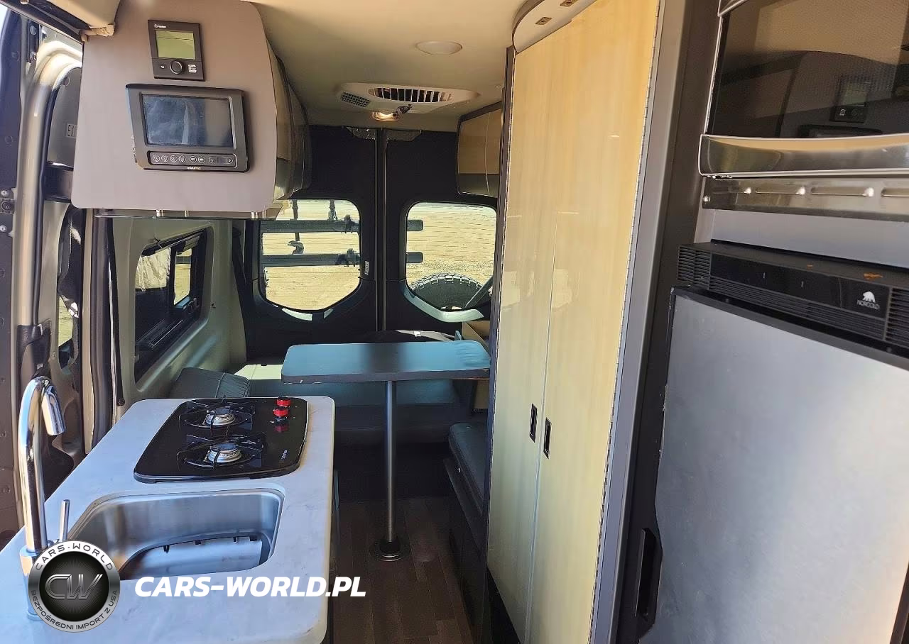 2022 Mercedes-Benz Sprinter 2500 VIN:W1X4EBVY2NP438546 - 6