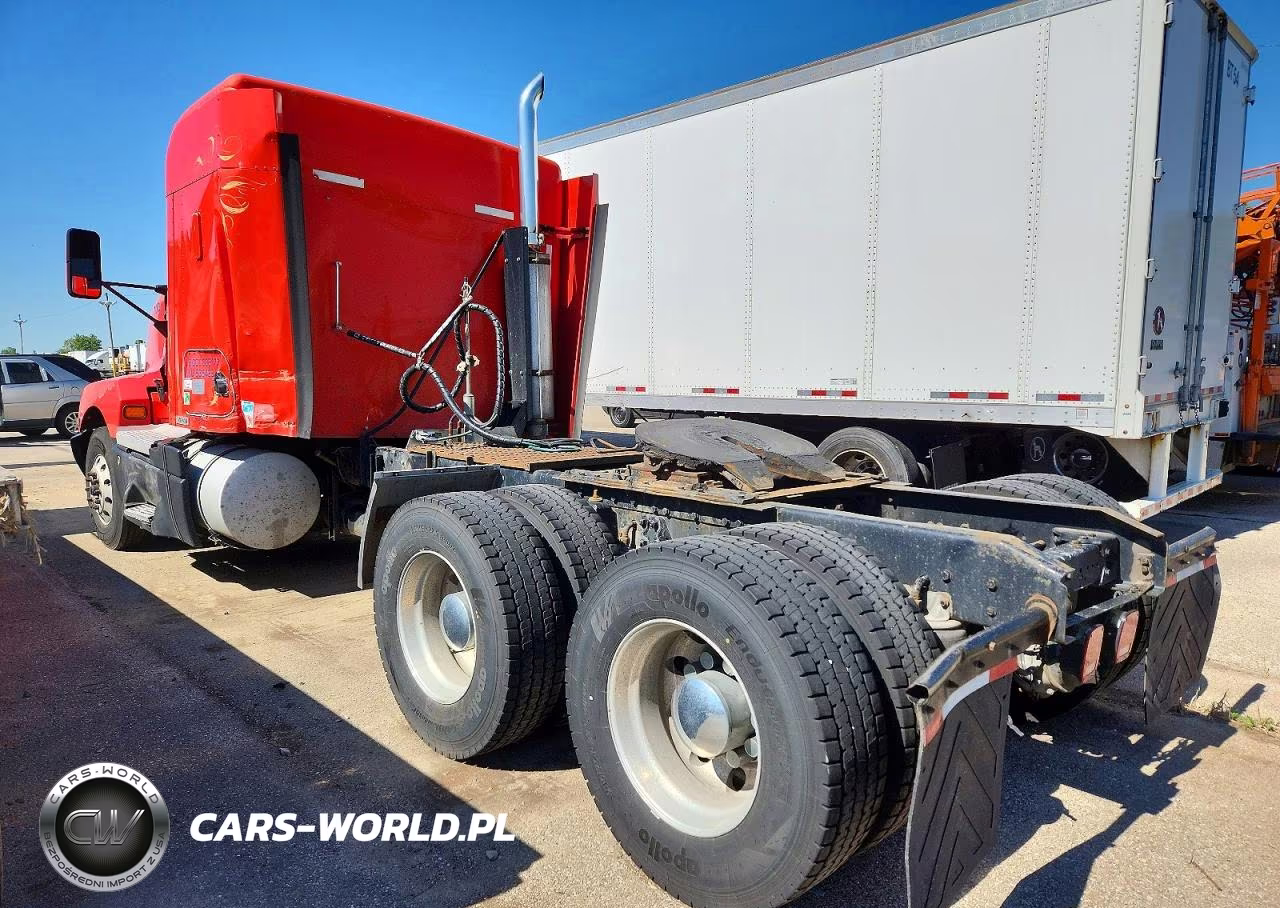2000 Kenworth T600 Semi Truck VIN:1XKADU9X8YR841639 - 3