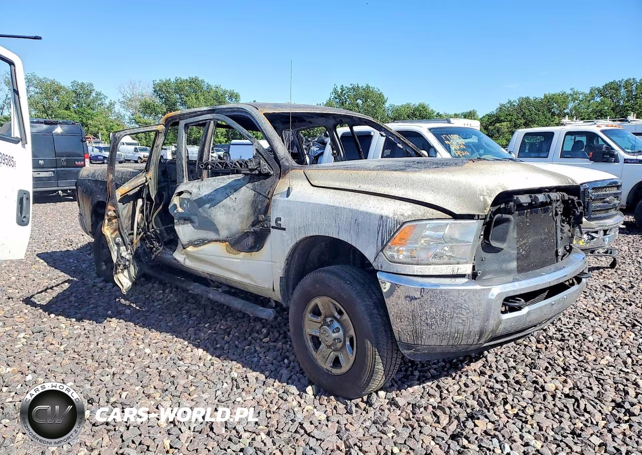 2016 Ram 3500 St VIN:3C63R3CL4GG327802 - 4