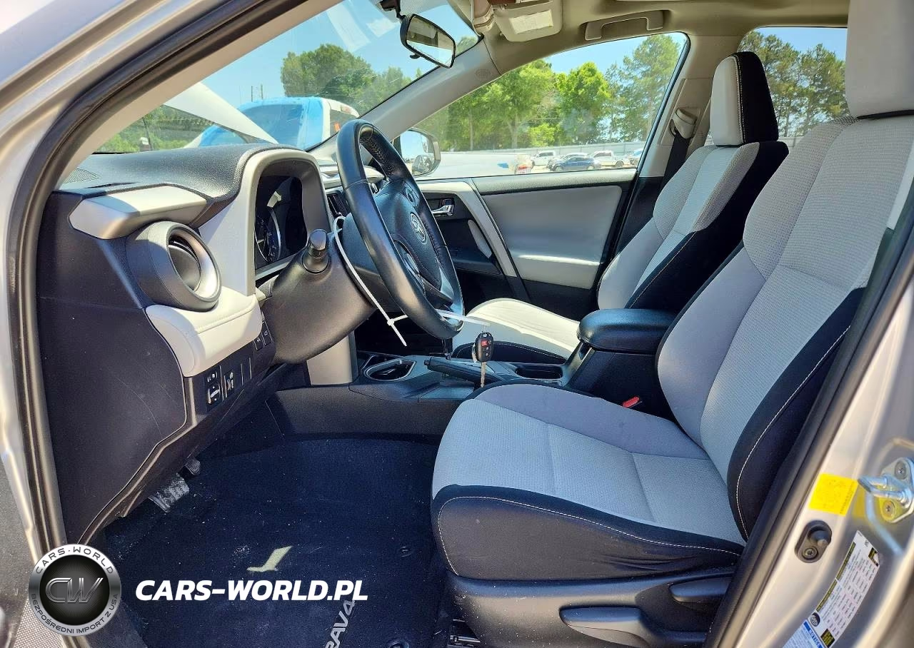 2016 Toyota Rav4 Xle VIN:2T3RFREV3GW463903 - 7