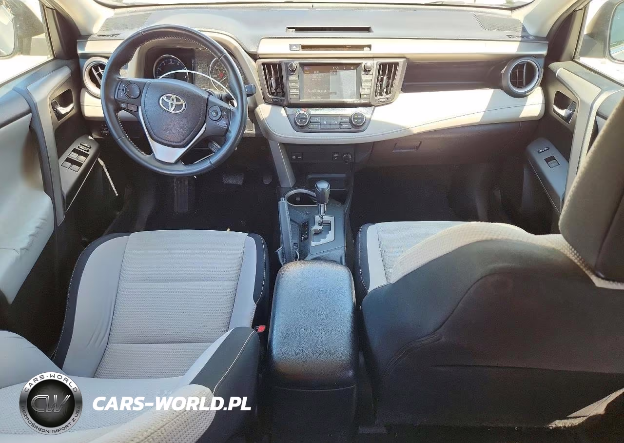 2016 Toyota Rav4 Xle VIN:2T3RFREV3GW463903 - 8