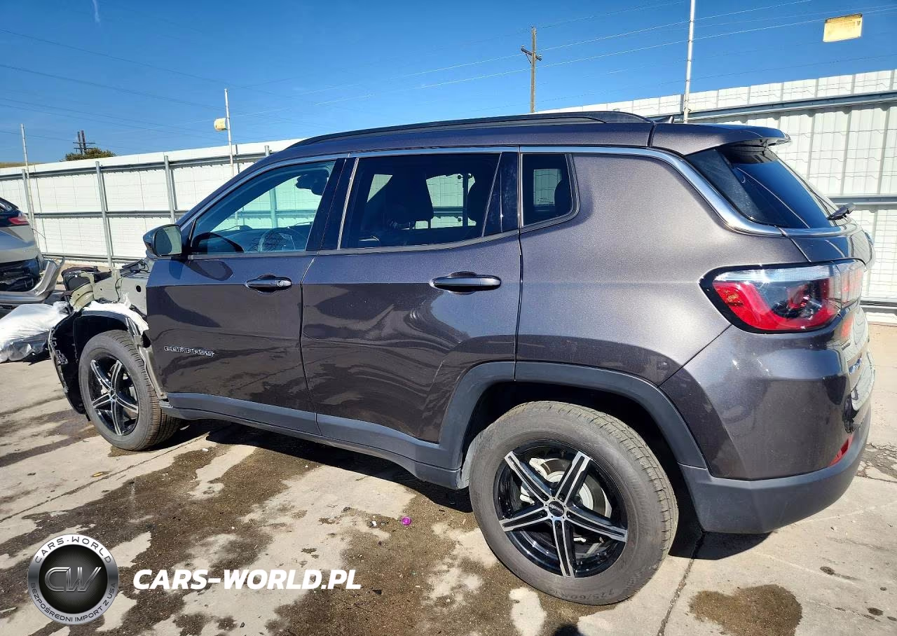 2024 Jeep Compass Latitude VIN:3C4NJDBN0RT596228 - 2