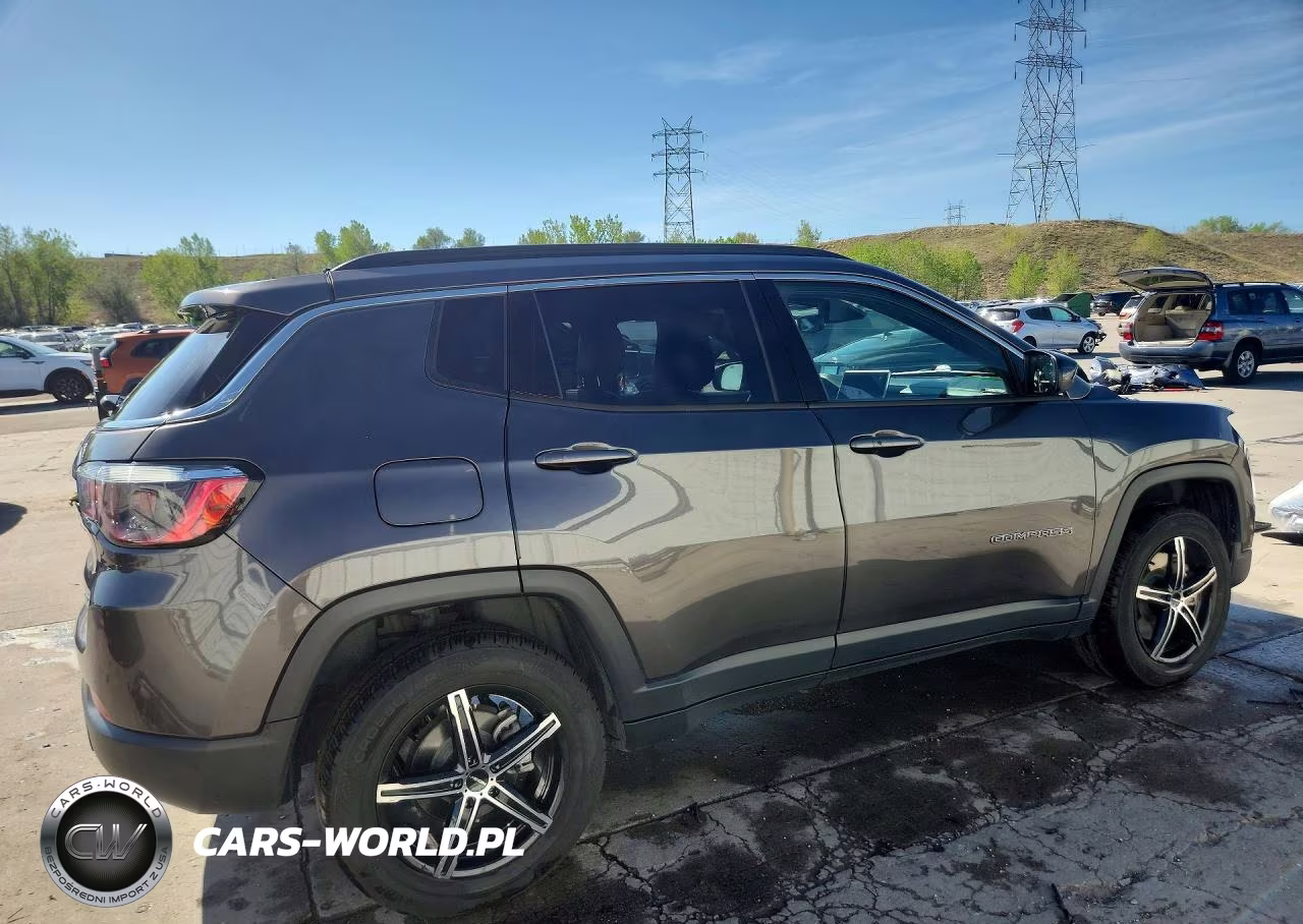 2024 Jeep Compass Latitude VIN:3C4NJDBN0RT596228 - 3