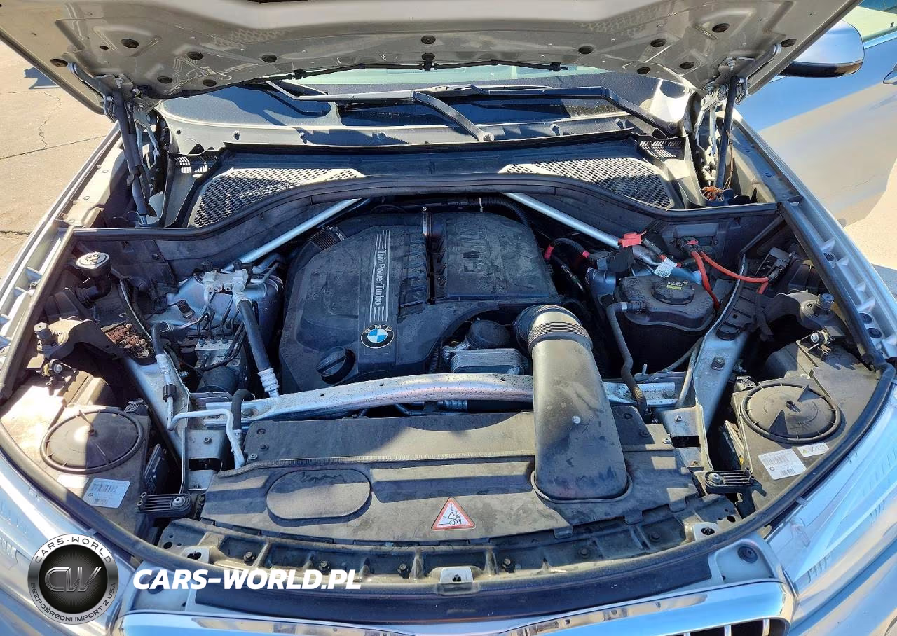 2015 BMW X5 xDrive35I VIN:5UXKR0C51F0P09520 - 11