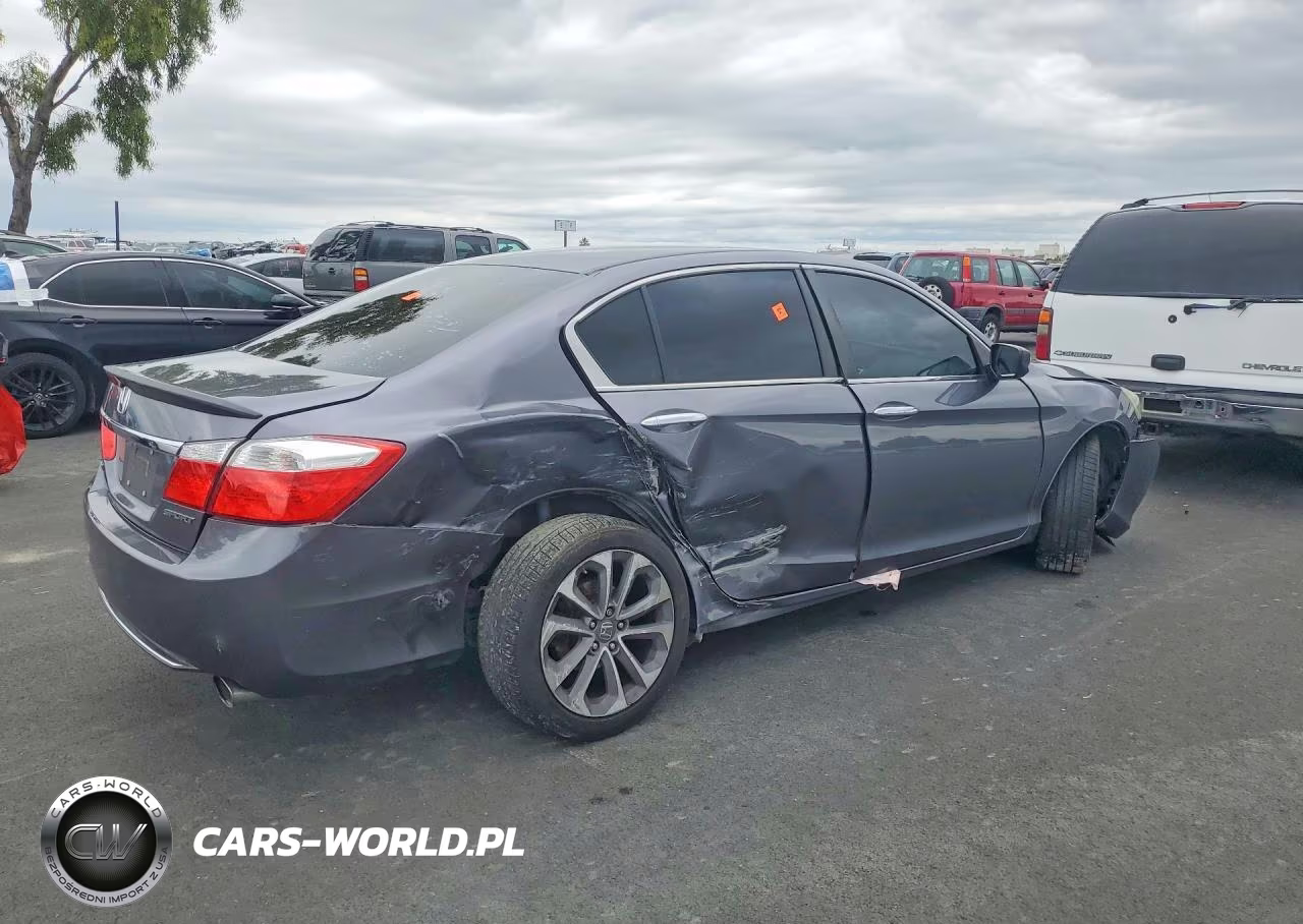 2015 Honda Accord Sport VIN:1HGCR2F58FA125379 - 3