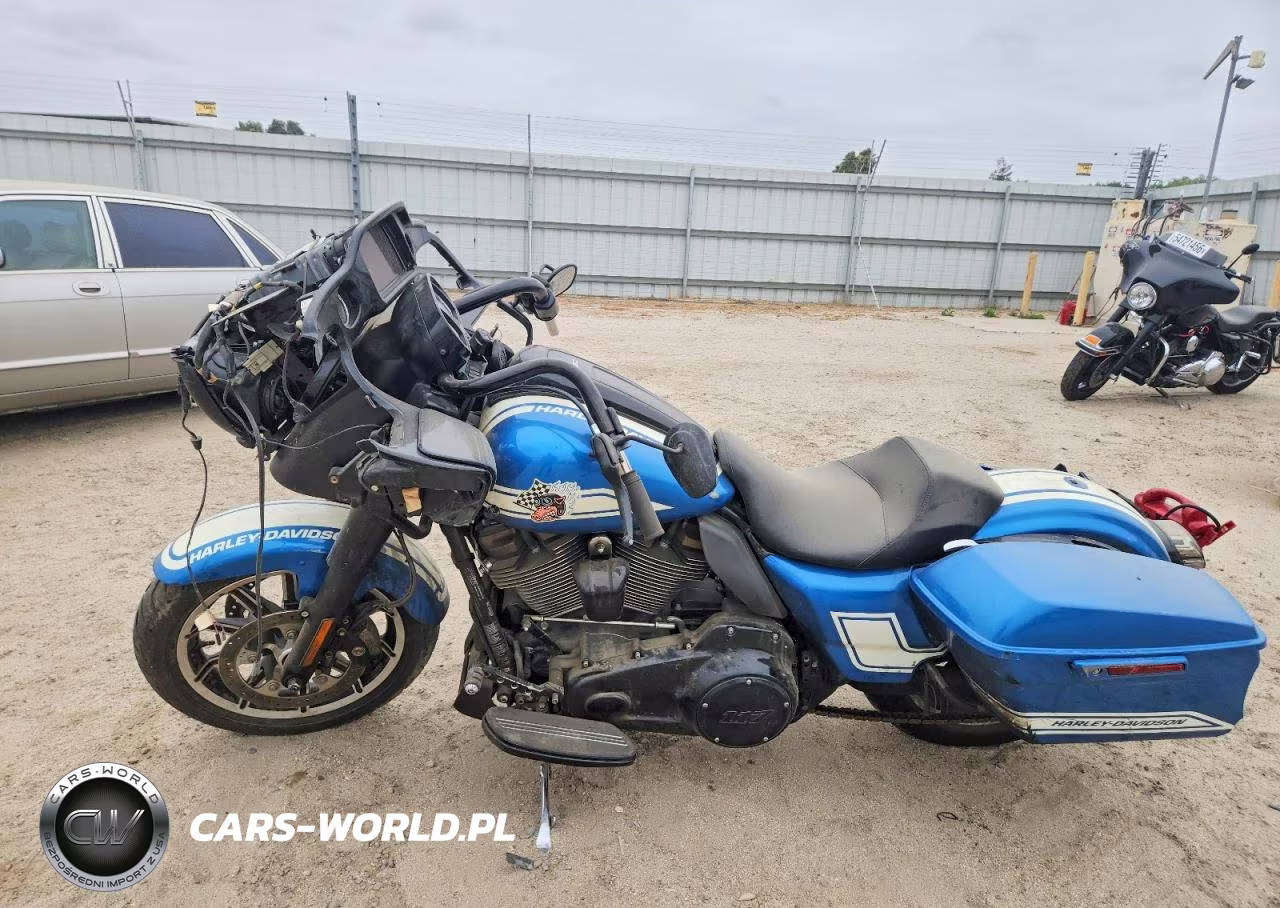 2023 Harley-Davidson Fltrxst VIN:1HD1ACL24PB661320 - 3