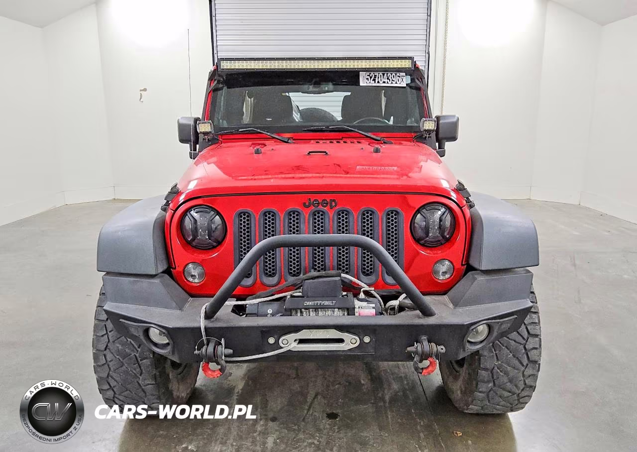 2014 Jeep Wrangler Unlimited Rubicon VIN:1C4HJWFG8EL118357 - 5