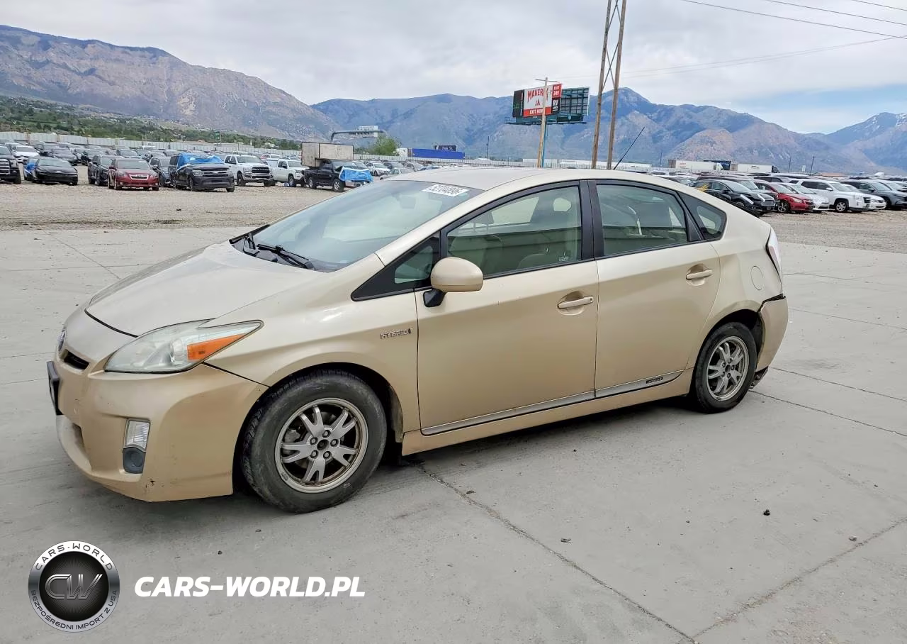 2011 Toyota Prius Two