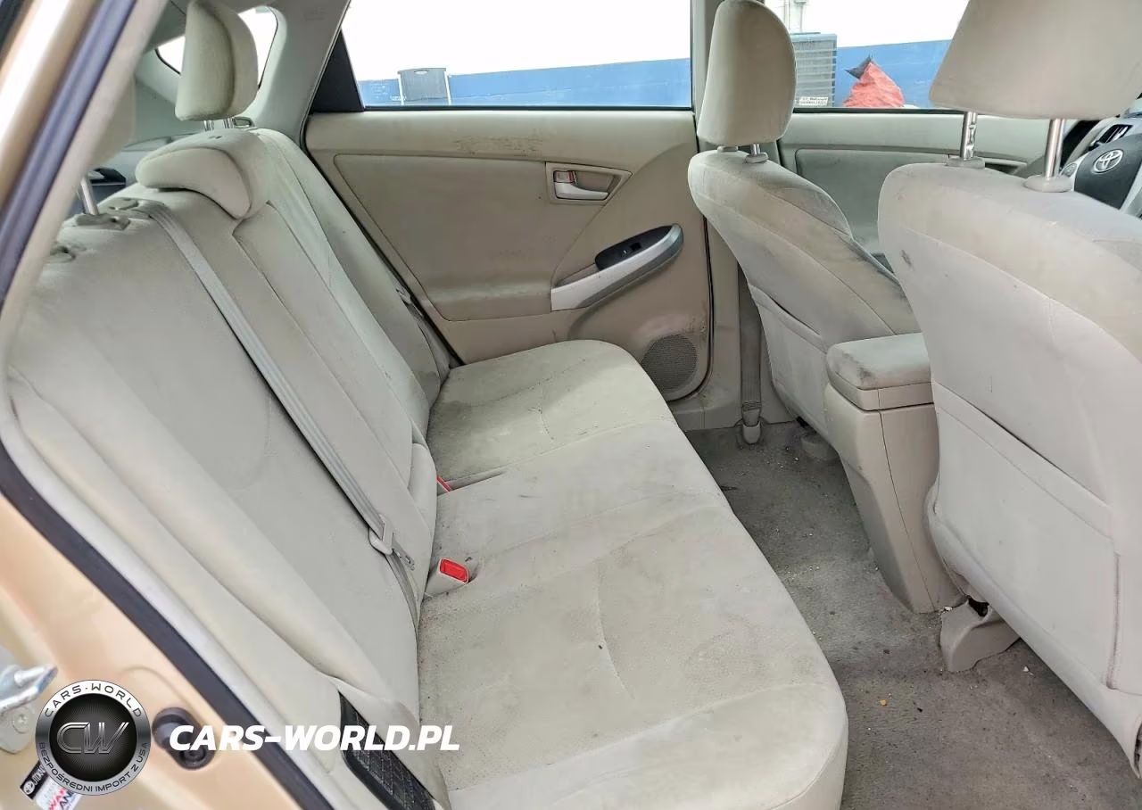 2011 Toyota Prius Two VIN:JTDKN3DU4B1453169 - 10