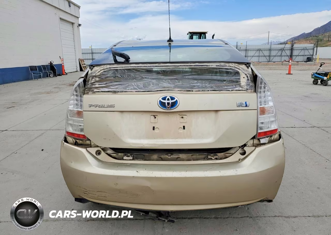 2011 Toyota Prius Two VIN:JTDKN3DU4B1453169 - 6