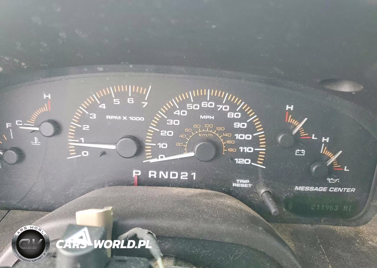 2003 Ford Expedition VIN:1FMFU18L83LA02662 - 9