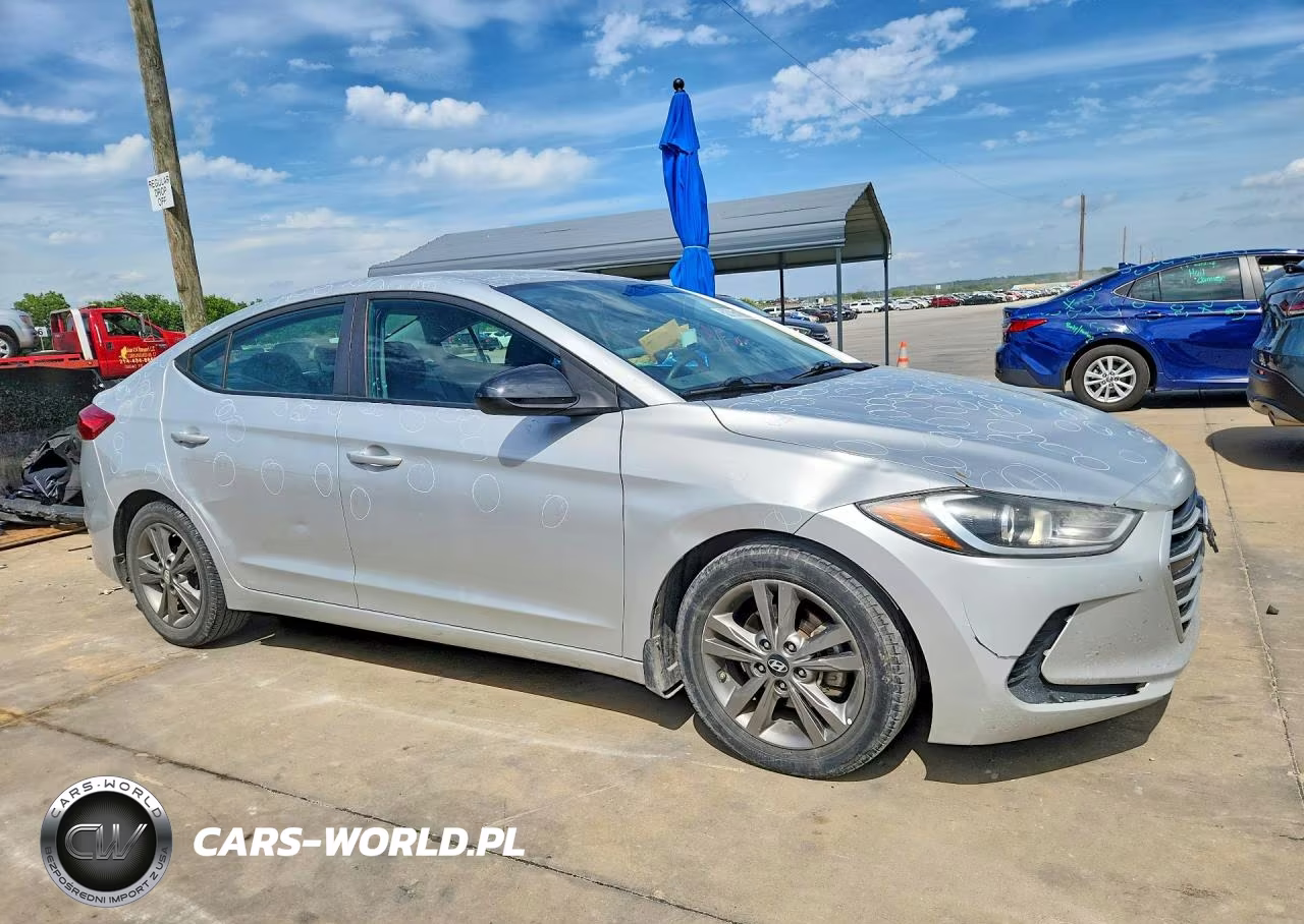 2017 Hyundai Elantra Se VIN:5NPD84LF8HH092104 - 4
