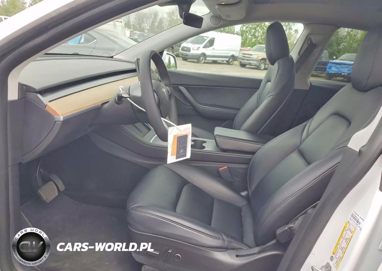 2021 Tesla Model Y VIN:5YJYGAEE0MF232081 - 7