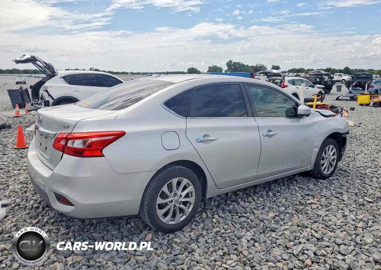 2018 Nissan Sentra Sv VIN:3N1AB7AP2JL657599 - 3