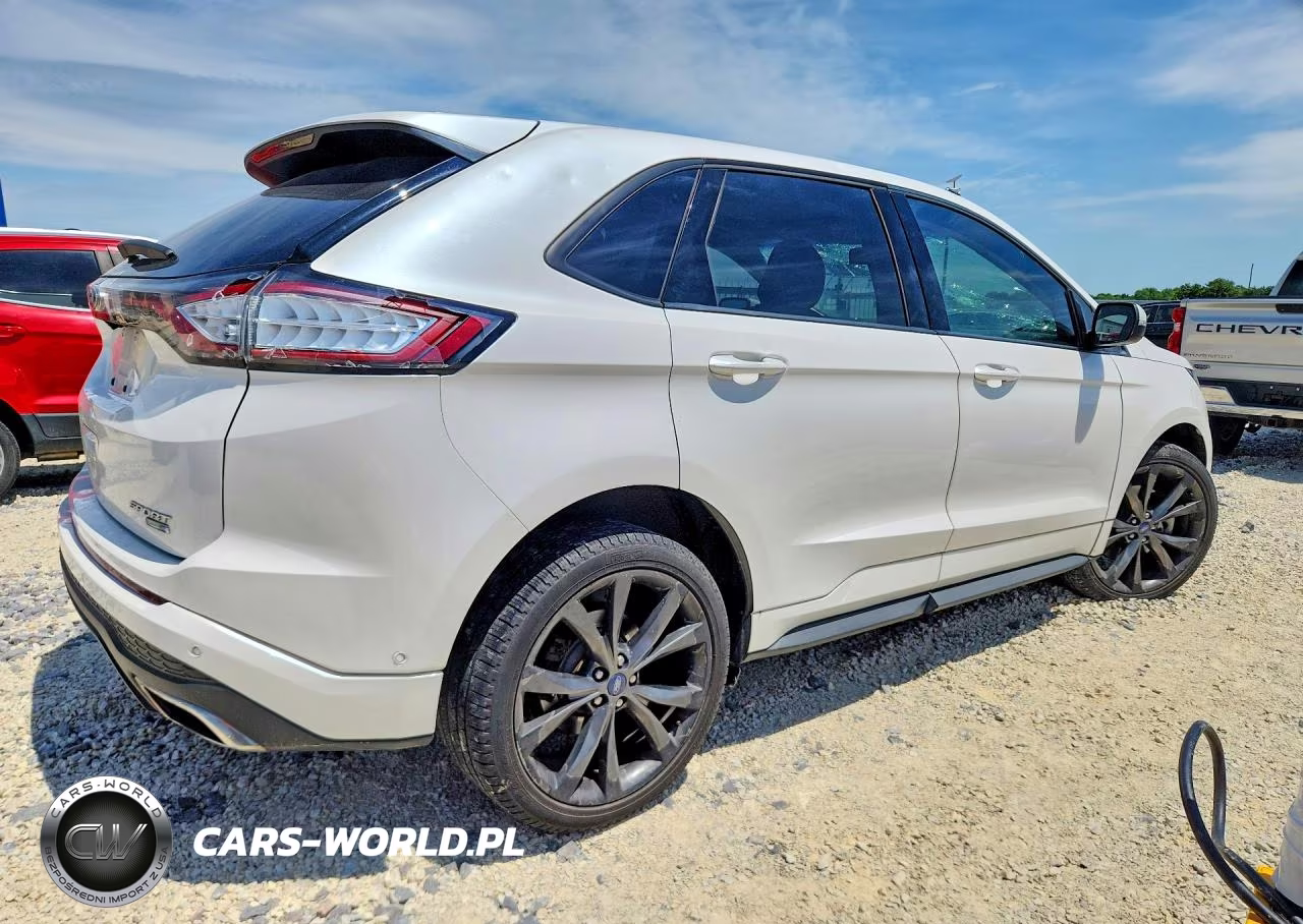 2015 Ford Edge Sport VIN:2FMPK4APXFBC03735 - 3