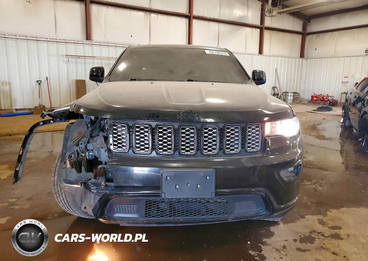 2018 Jeep Grand Cherokee Laredo VIN:1C4RJFAG1JC491651 - 5