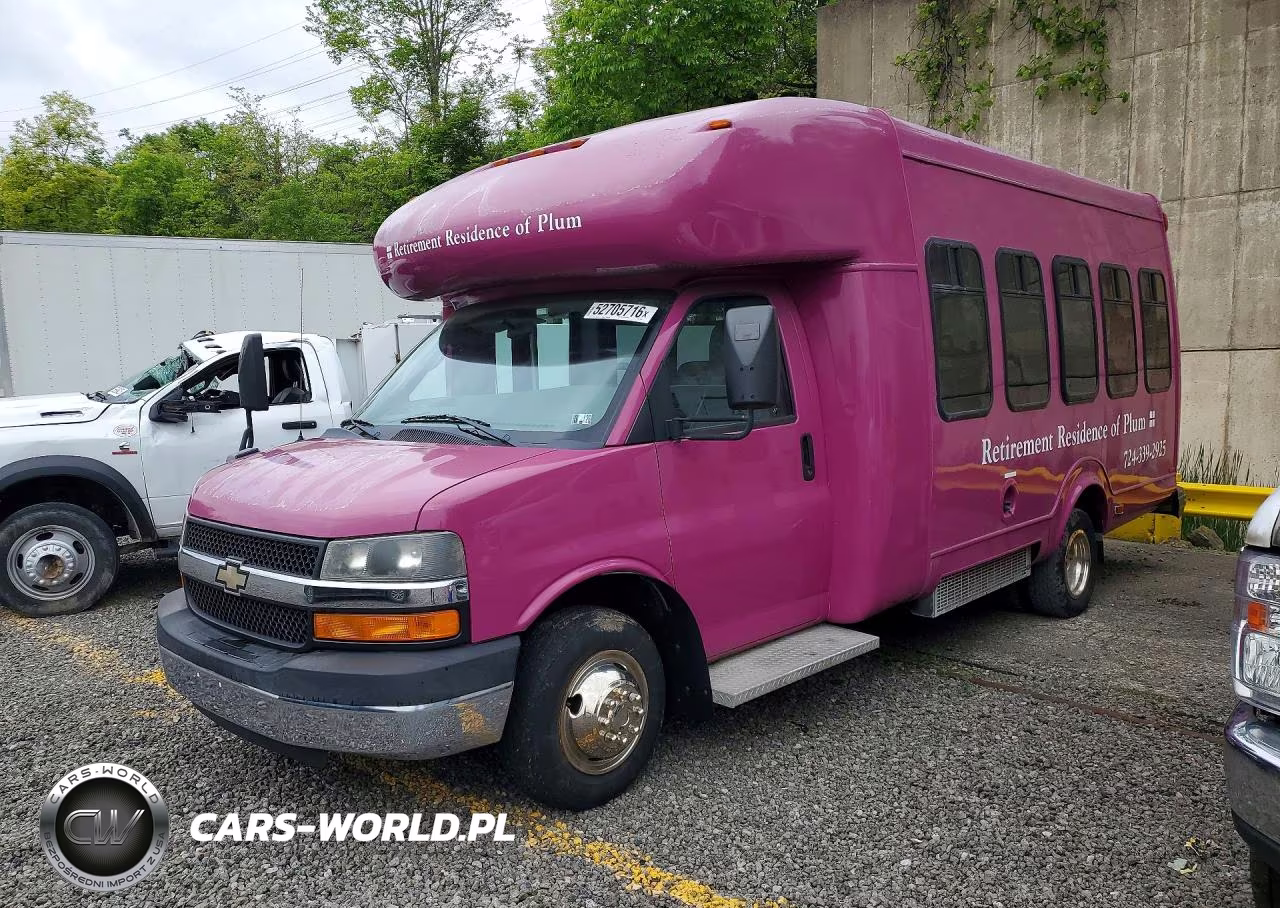 2012 Chev Express G3500