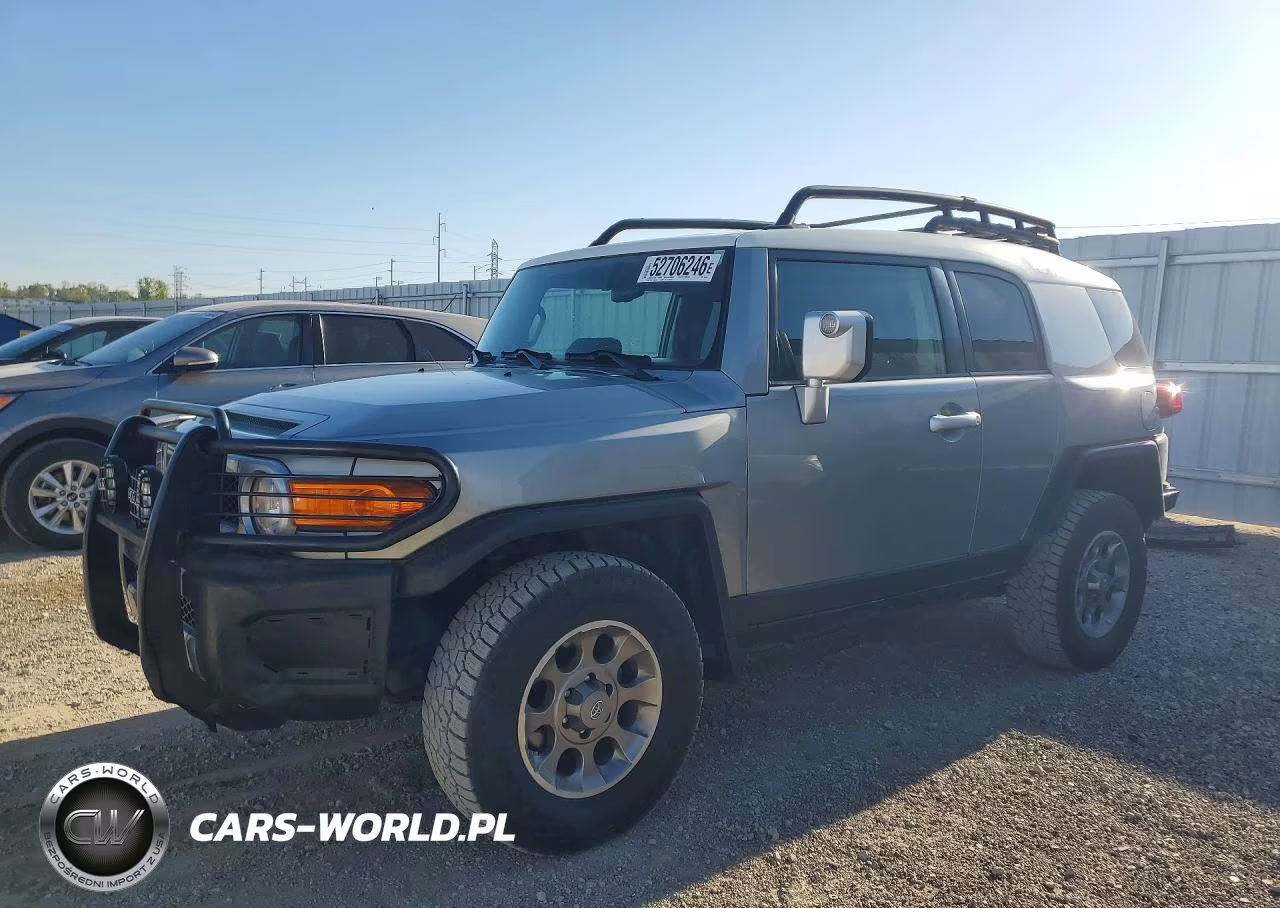 2011 Toyota Fj Cruiser Base