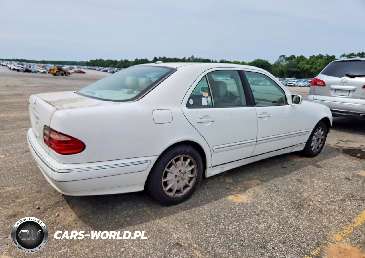 2001 Mercedes-Benz E 320 VIN:WDBJF65J21B286686 - 3