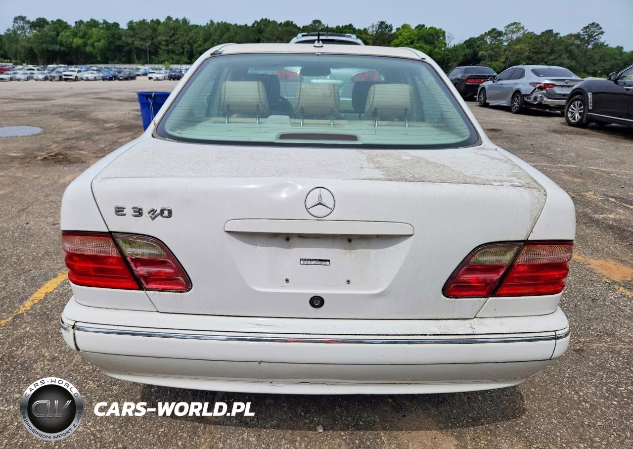 2001 Mercedes-Benz E 320 VIN:WDBJF65J21B286686 - 6