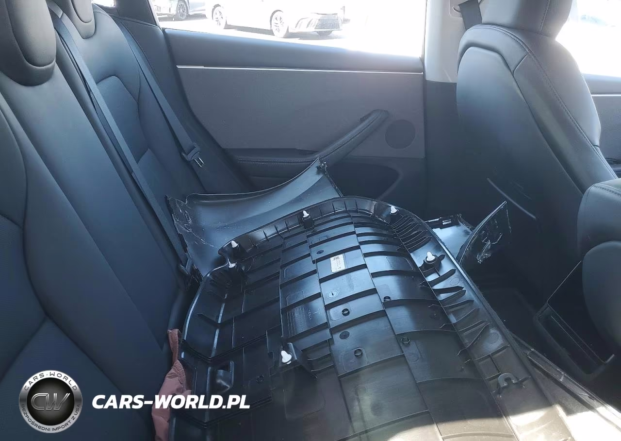 2024 Tesla Model 3 VIN:5YJ3E1EA1RF722808 - 10