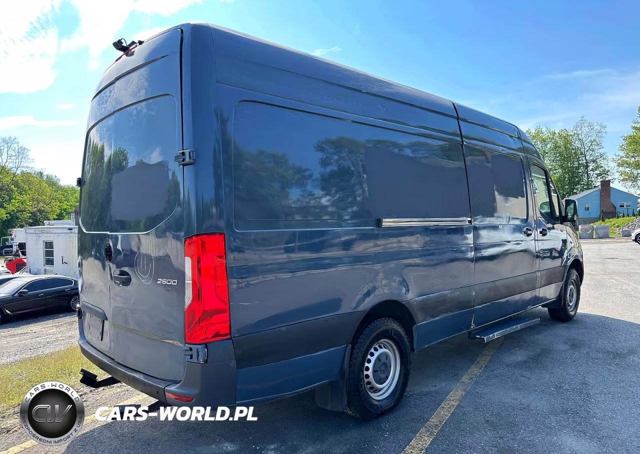2019 Mercedes-Benz Sprinter 2500 VIN:WD4PF1CD8KP147104 - 3