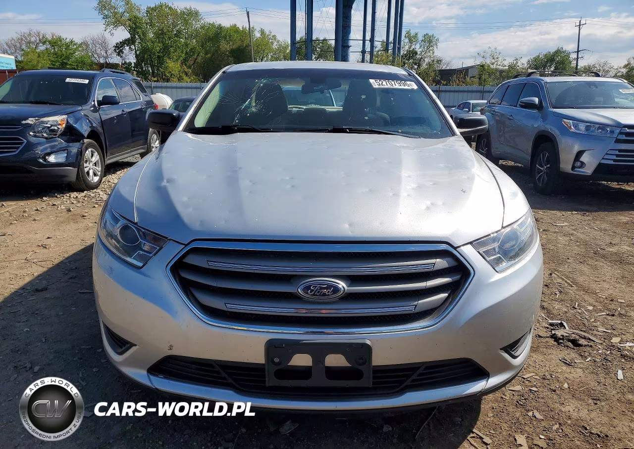 2018 Ford Taurus Se VIN:1FAHP2D81JG125467 - 5