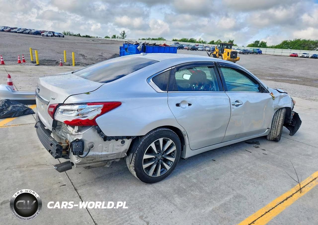 2018 Nissan Altima VIN:1N4AL3AP1JC264892 - 3