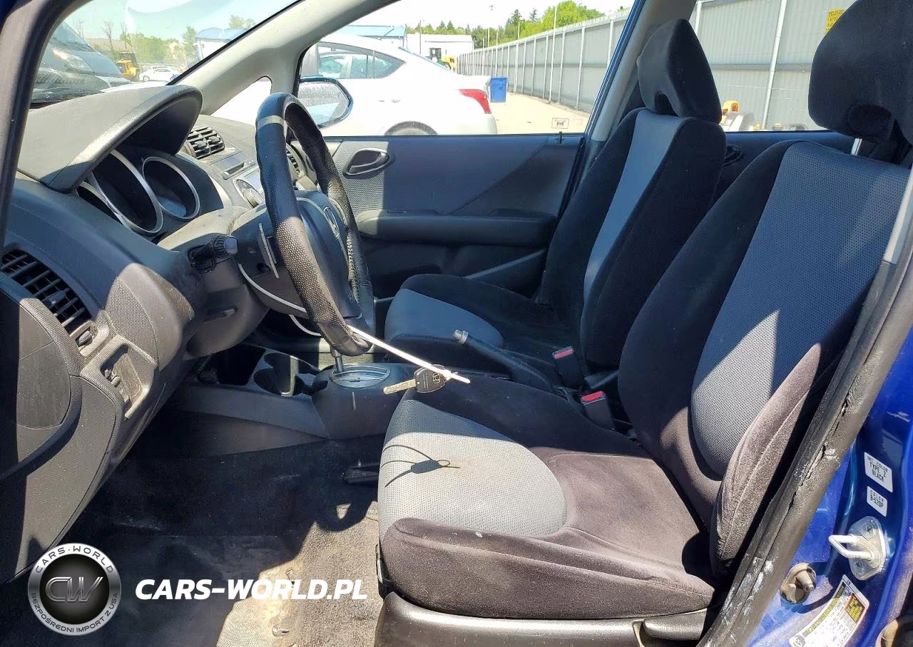 2007 Honda Fit S VIN:JHMGD386X7S013932 - 7