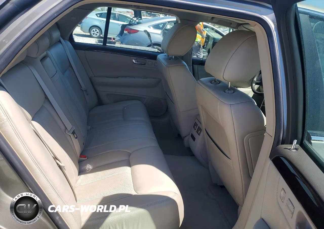 2010 Cadillac Dts Premium Collection VIN:1G6KH5EY2AU115709 - 10