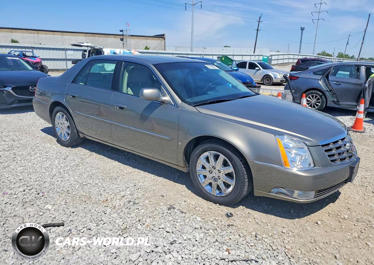 2010 Cadillac Dts Premium Collection VIN:1G6KH5EY2AU115709 - 4
