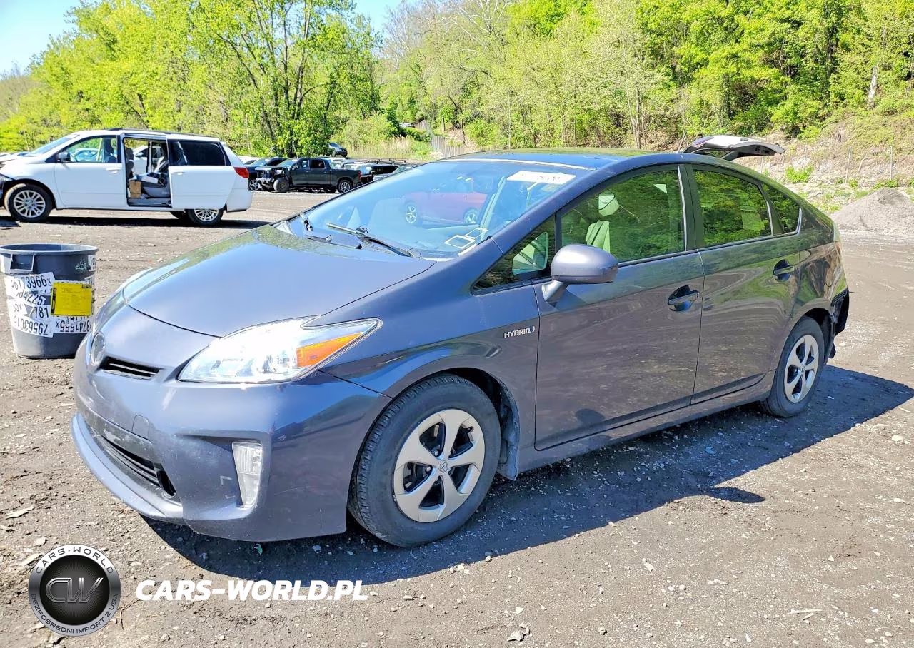 2014 Toyota Prius Four