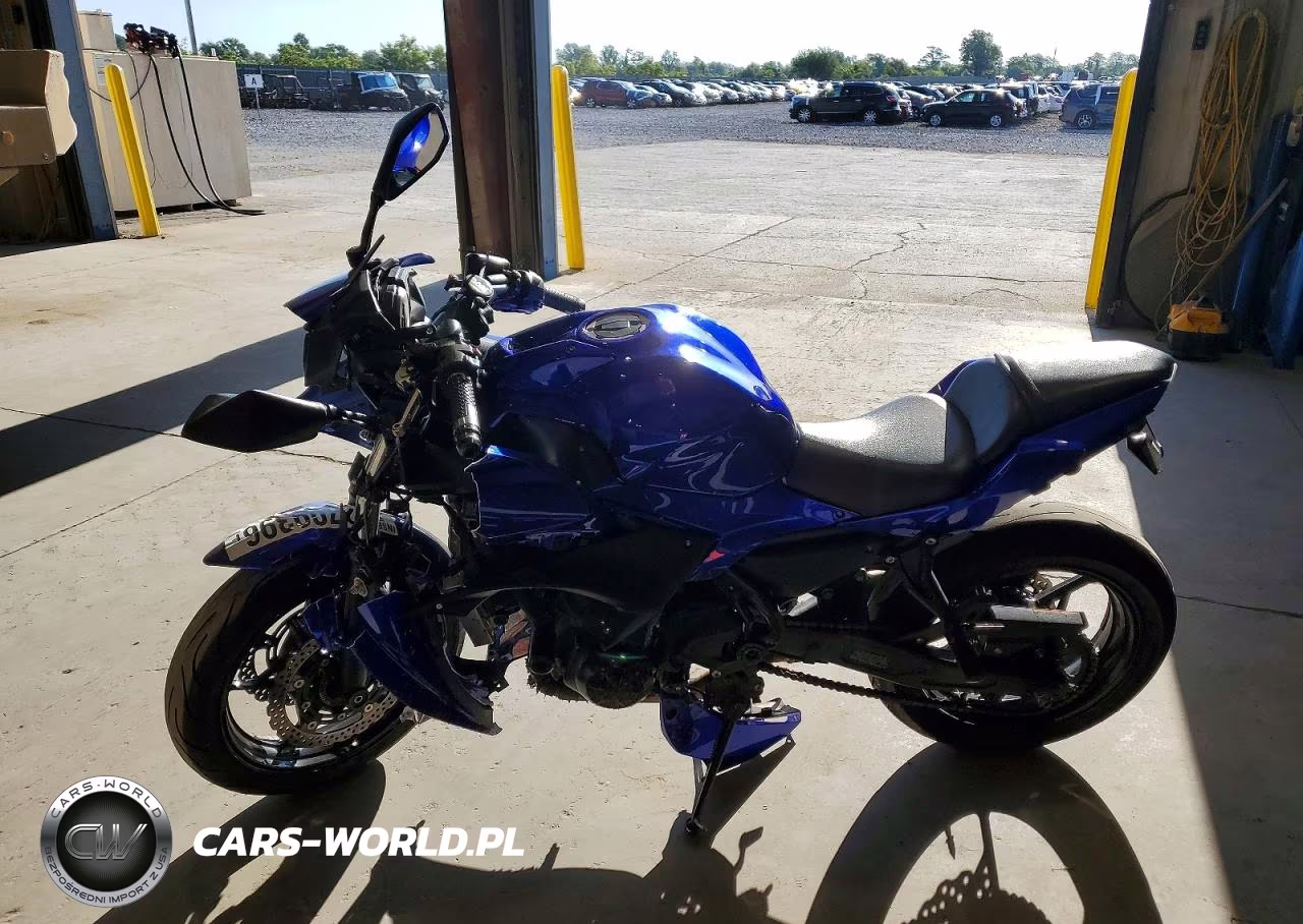 2017 Kawasaki Ex650 F VIN:JKAEXEK14HDA08673 - 3