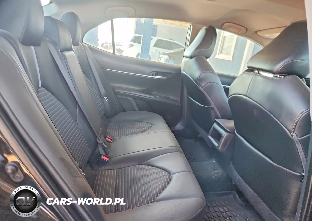 2020 Toyota Camry Se VIN:4T1G11AK6LU939034 - 10