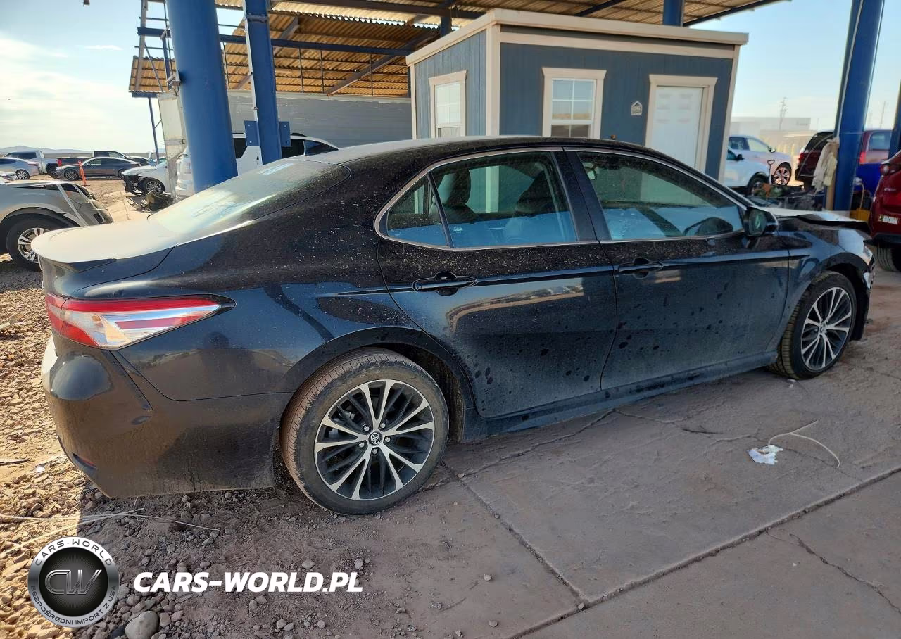 2020 Toyota Camry Se VIN:4T1G11AK6LU939034 - 3