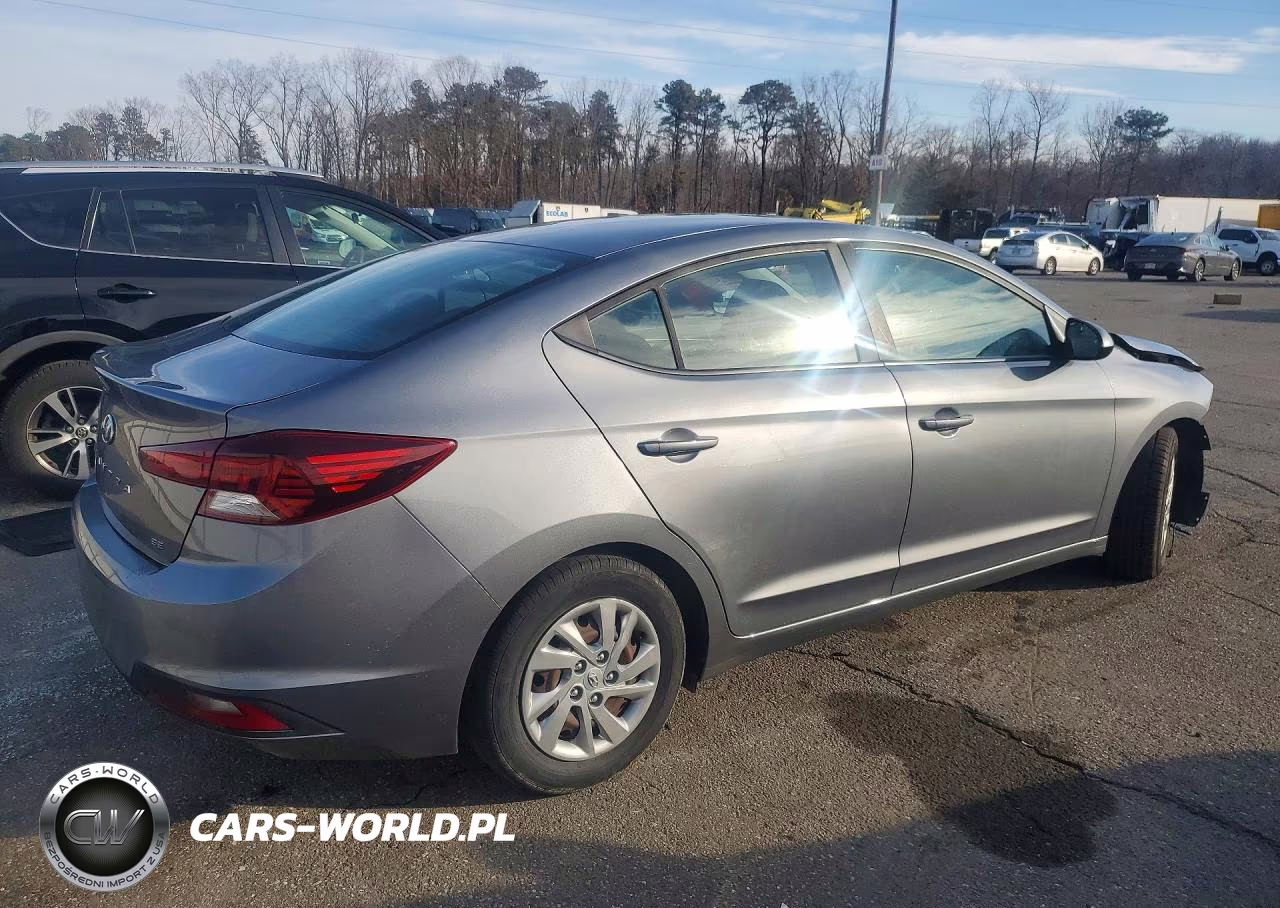 2019 Hyundai Elantra 4D VIN:KMHD74LF6KU812009 - 3